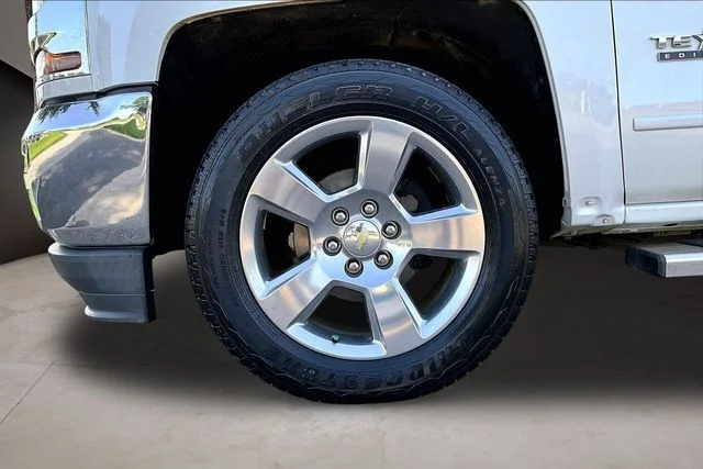 Used 2018 Beige Chevrolet LT image 33