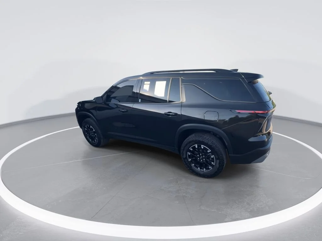 Used 2025 Black Chevrolet Z71 image 6