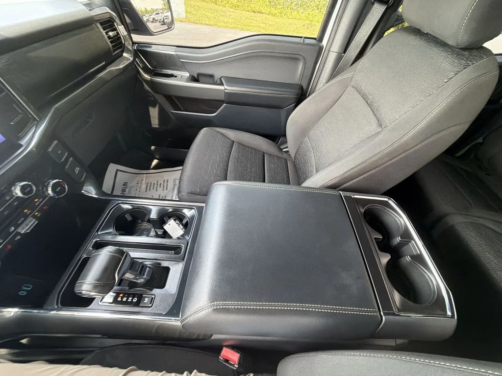 Used 2022 White Ford XLT image 26