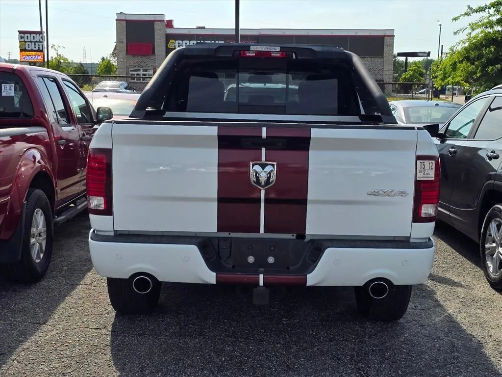 Used 2017 White Ram Sport image 6