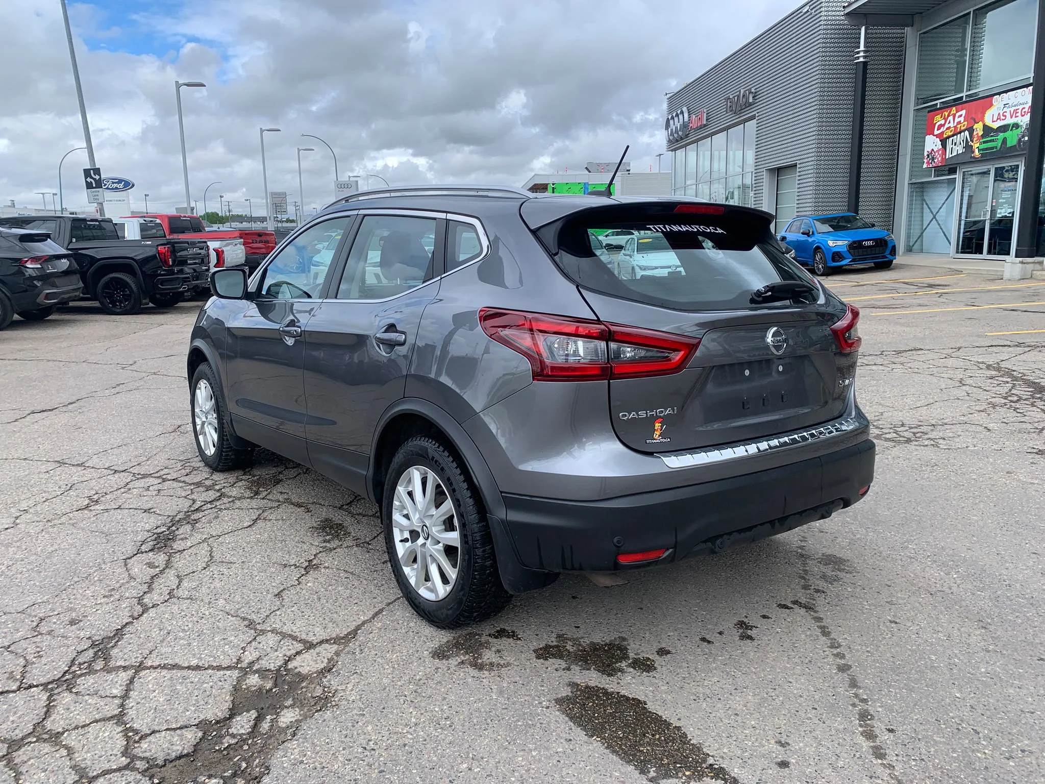 Certified Used 2023 Gun Metallic Nissan SV AWD*Adaptive Cruise | Remote Start | Htd Seats | Sunroof | Htd Wheel | Lane Keep Assist | CarPlay image 10