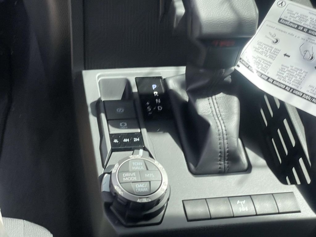 2025 Toyota Tacoma TRD Off Road - Photo 25