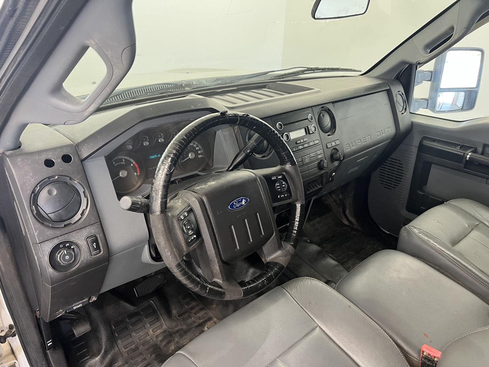 2014 Ford F-350 Super Duty XL - Photo 15