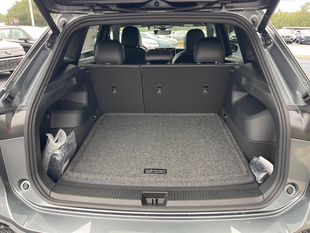 2026 Volkswagen Tiguan SE R-LINE BLACK - Photo 14