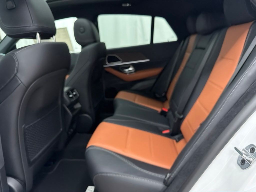 New 2027 MANUFAKTUR Moonlight White Metallic Mercedes-Benz GLE 450 Coupe image 20