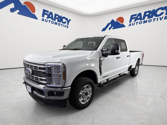 2026 Ford Super Duty F-350® XLT