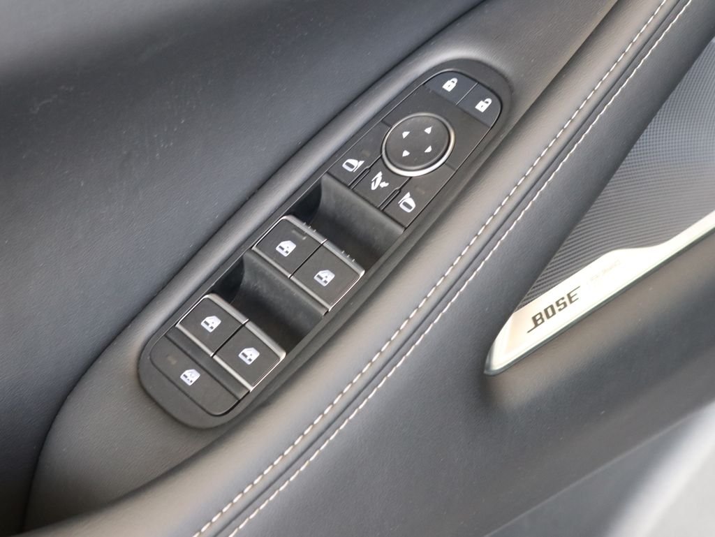 Used 2025 Silver INFINITI Sensory image 28
