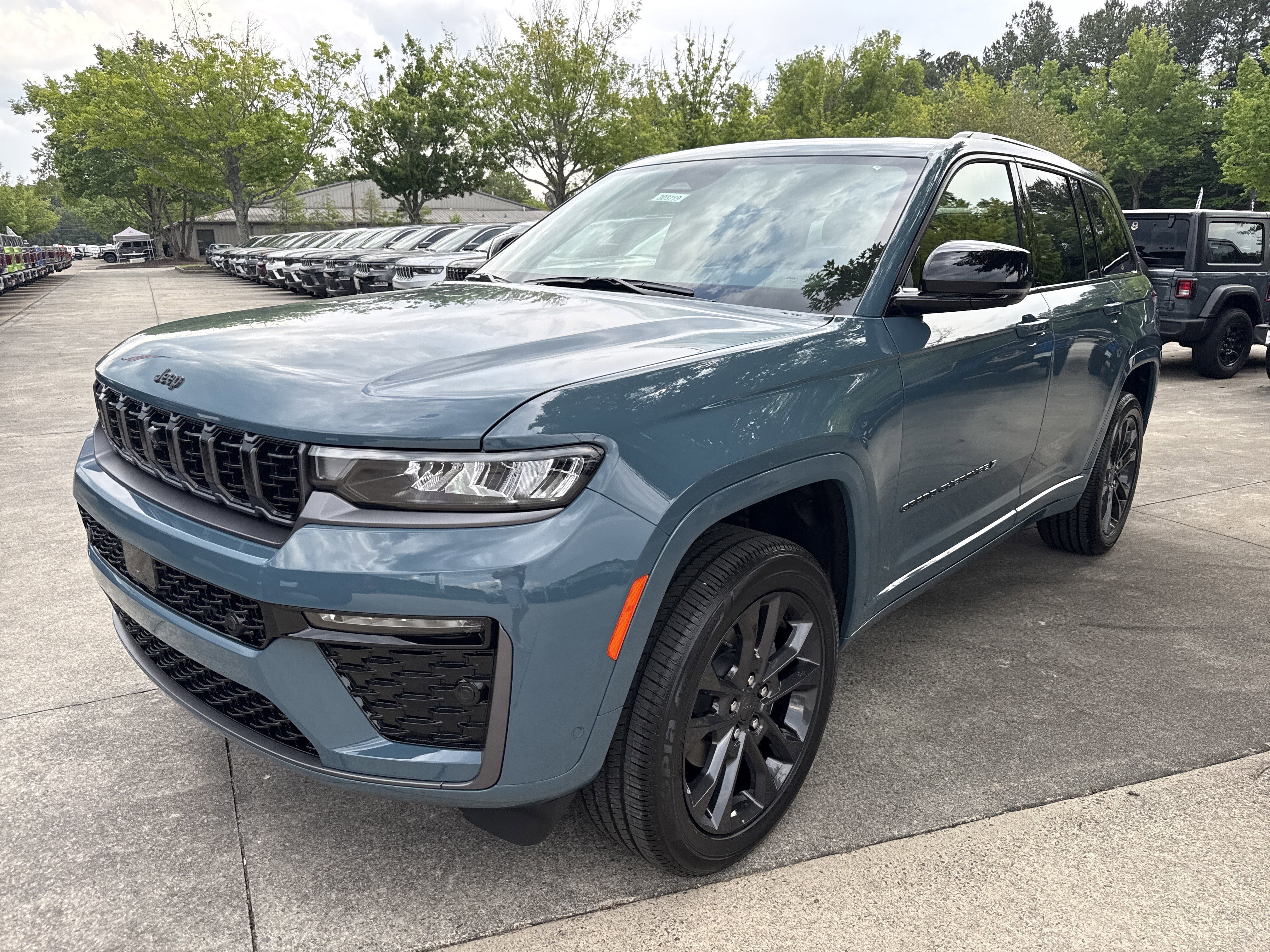 New 2026 Steel Blue Jeep Limited Reserve image 3