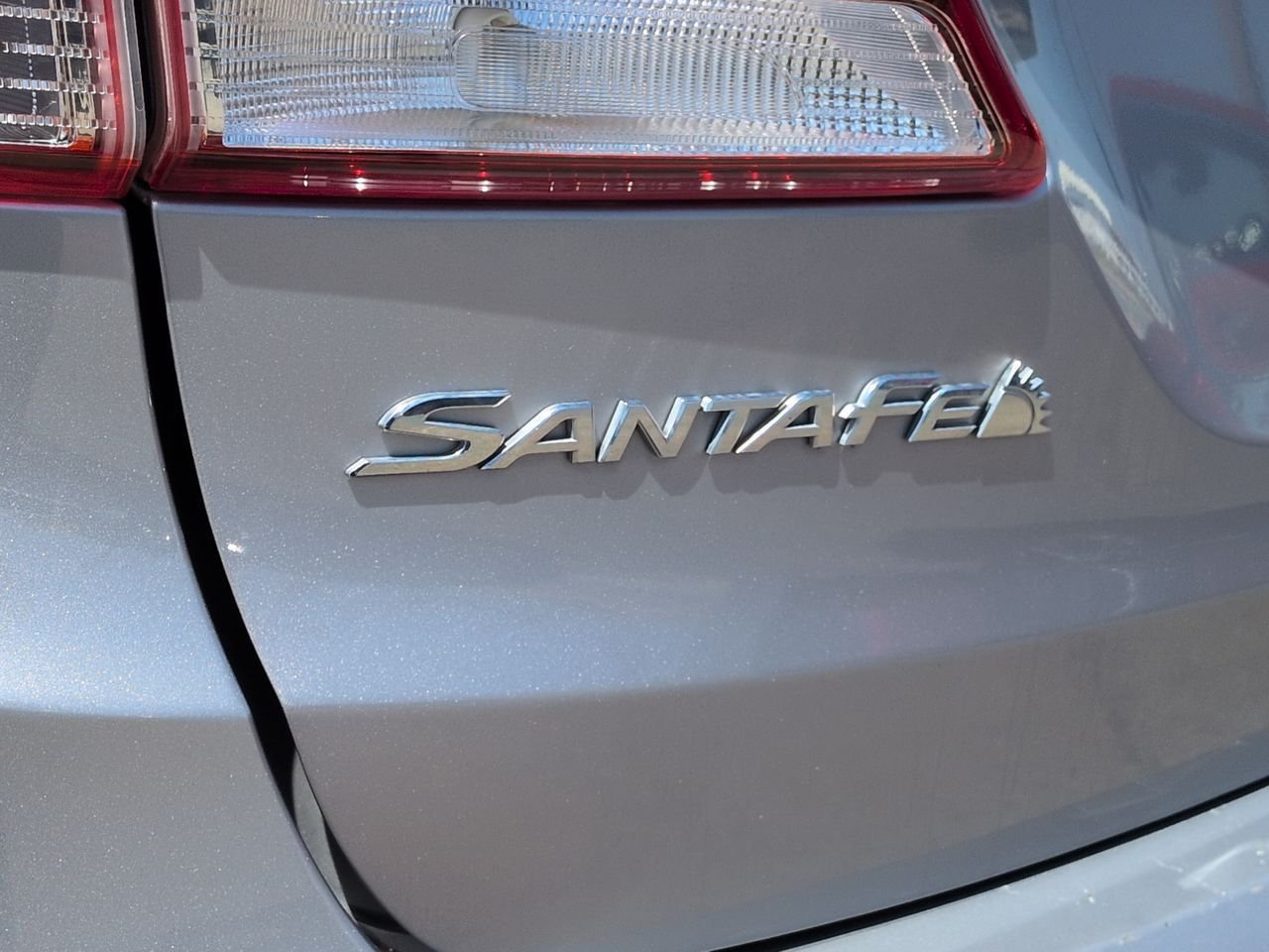 Used 2018 Gray Hyundai SE image 34
