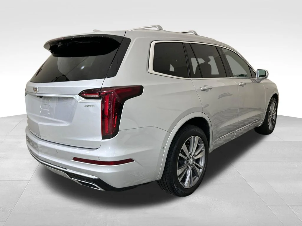 Used 2020 Silver Cadillac Premium Luxury image 5