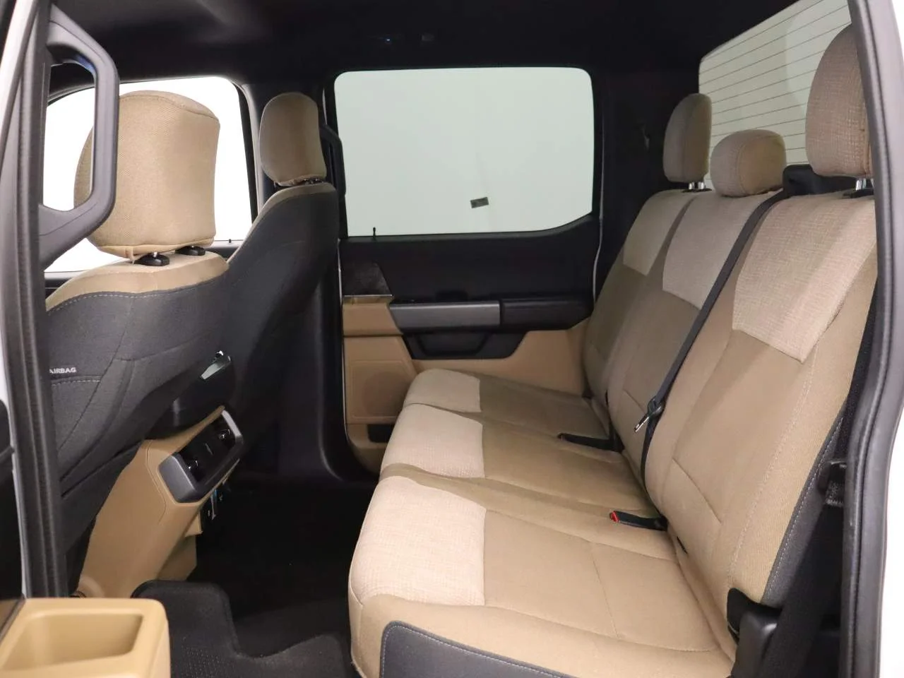 Used 2022 Oxford White Ford XLT Crew Cab image 18