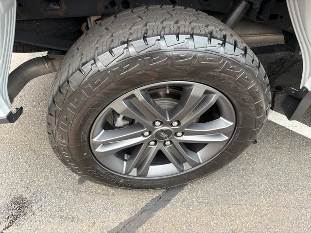 Used 2023 White Ford XLT image 31