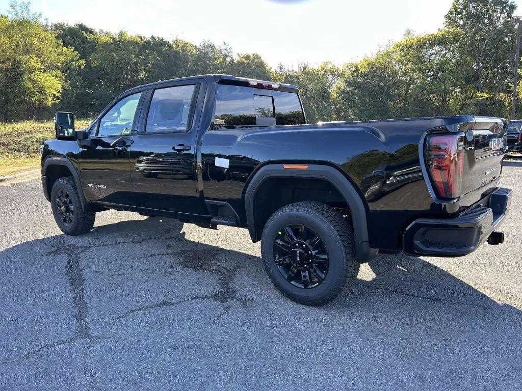 New 2026 Onyx Black GMC AT4 image 6