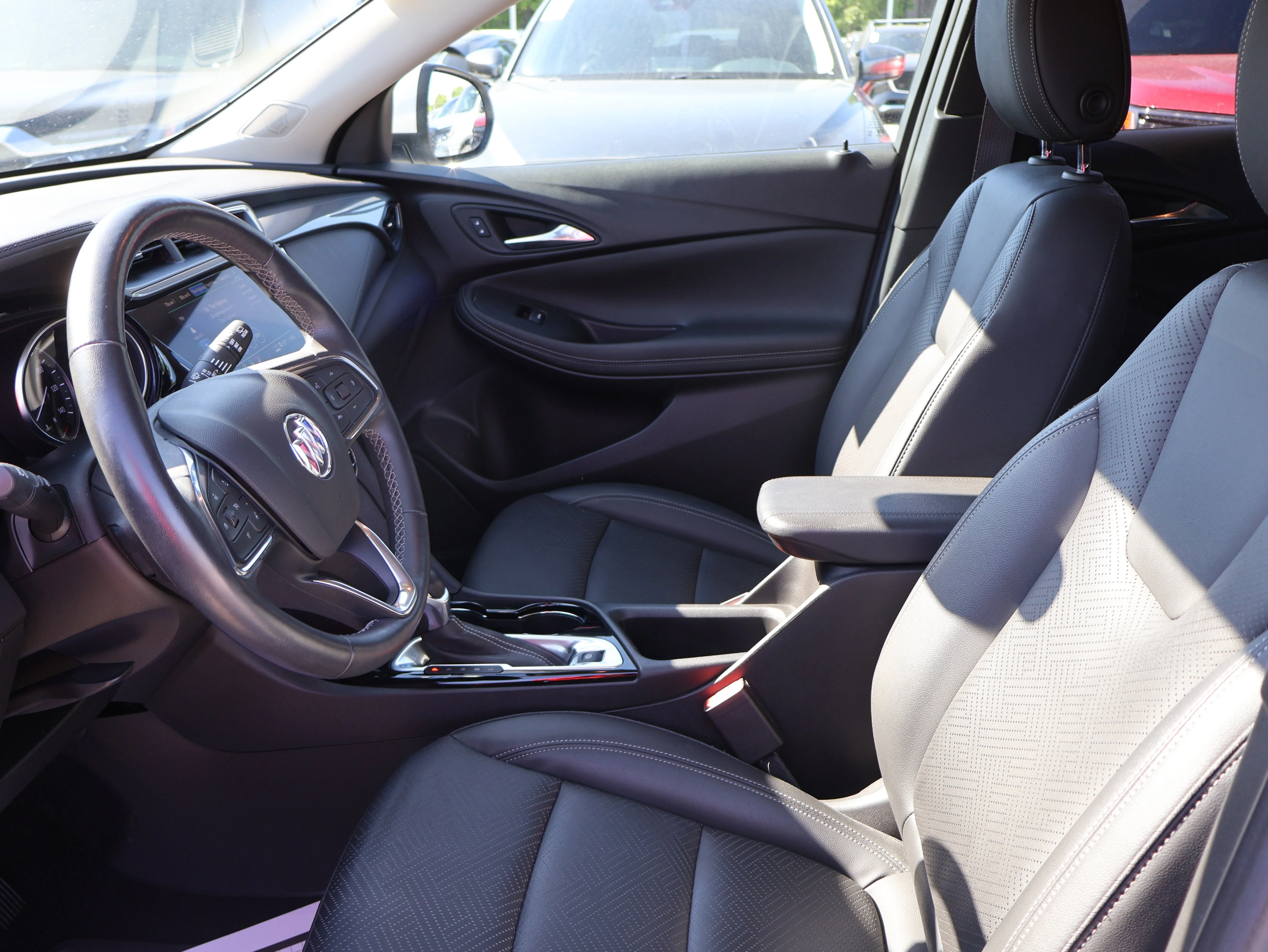 Used 2023 White Frost Tricoat Buick Essence image 21