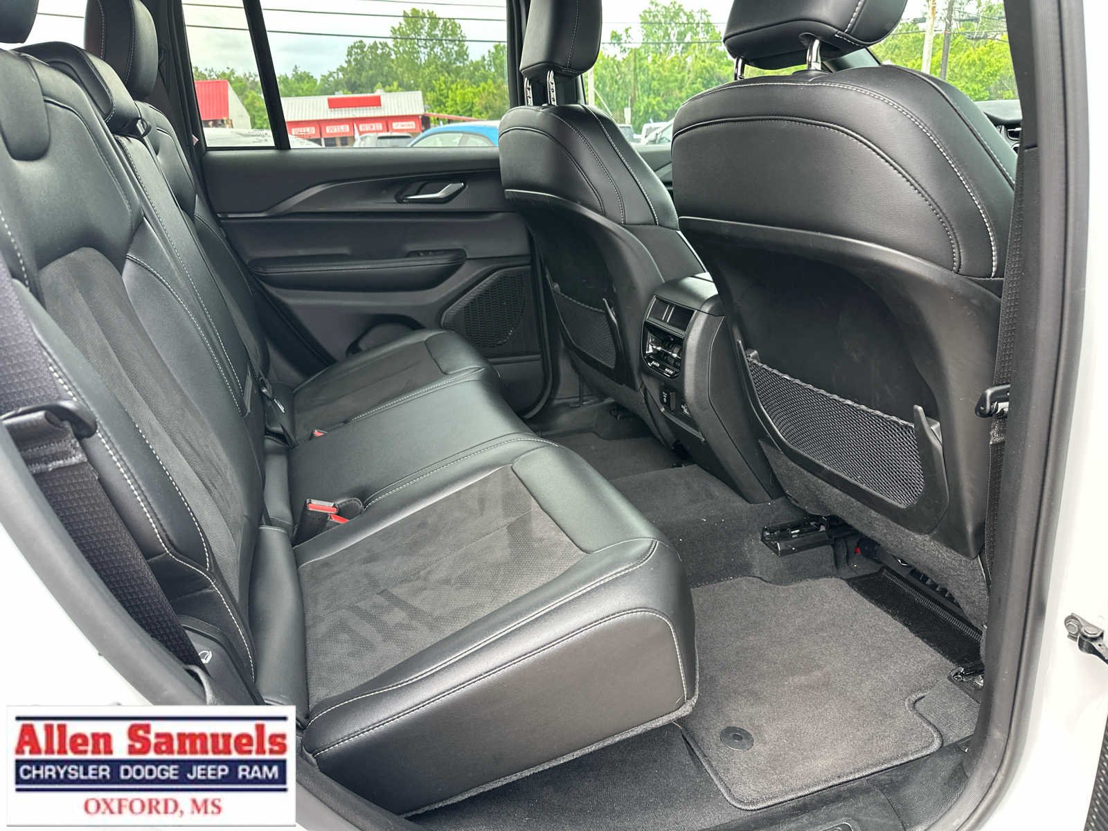 Certified Used 2025 Bright White Clearcoat Jeep Altitude image 35