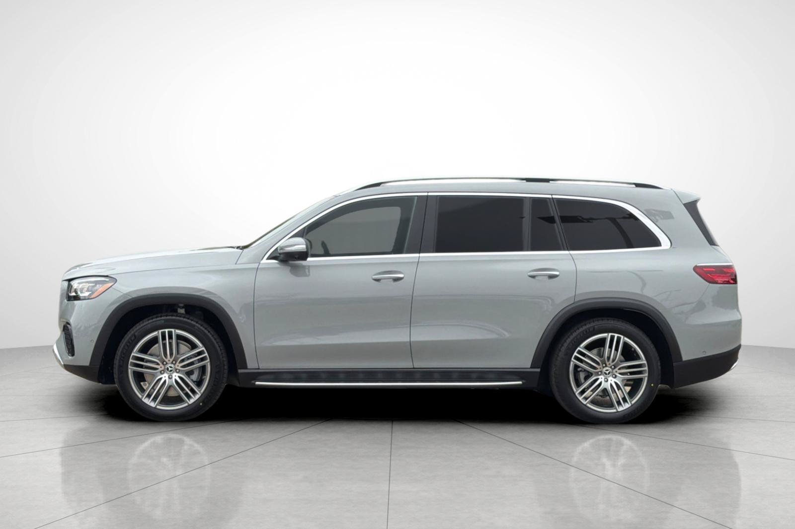 New 2026 MANUFAKTUR Alpine Grey Mercedes-Benz GLS 450 image 33