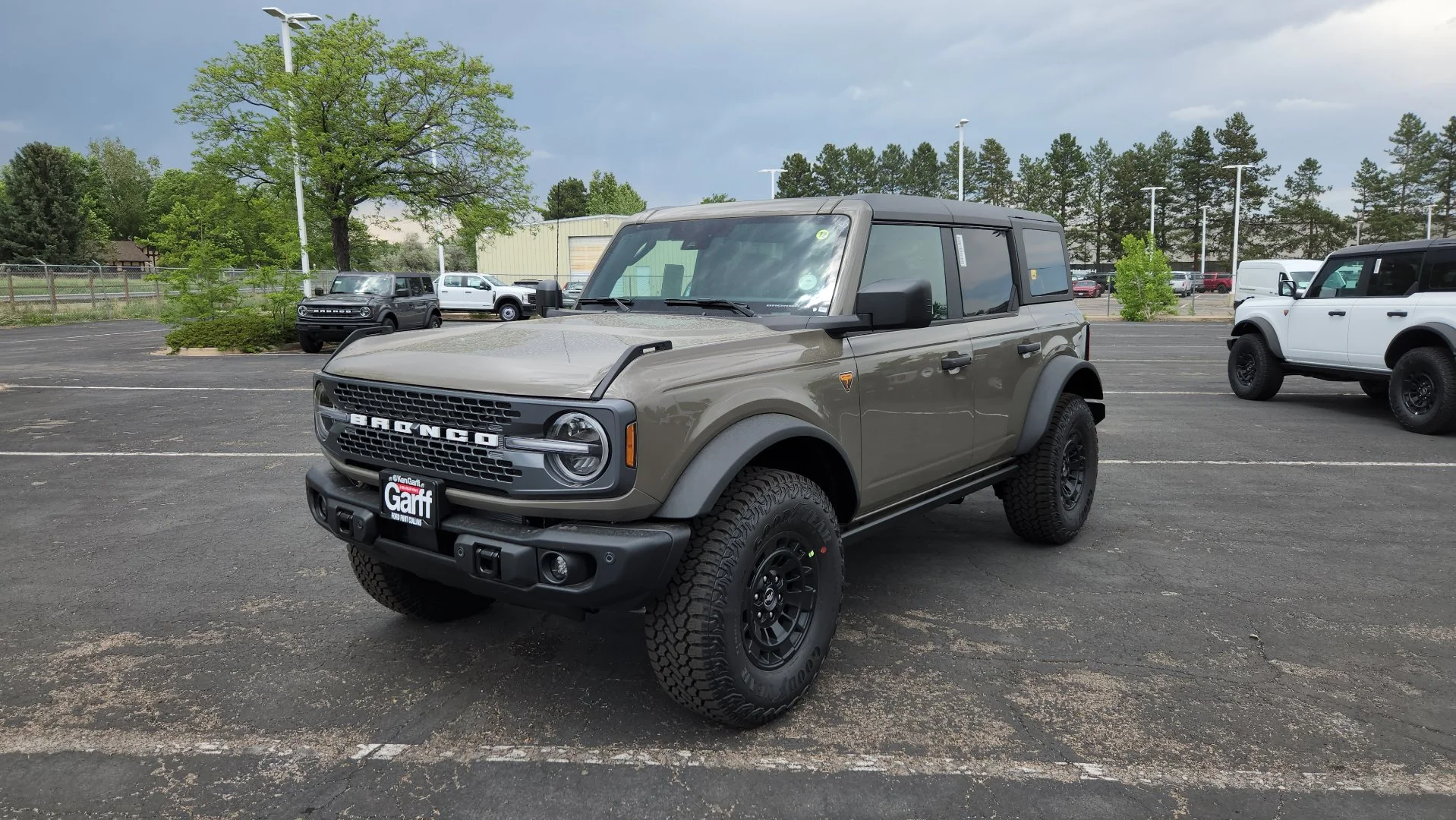 New 2026 Marsh Gray Ford Badlands image 2