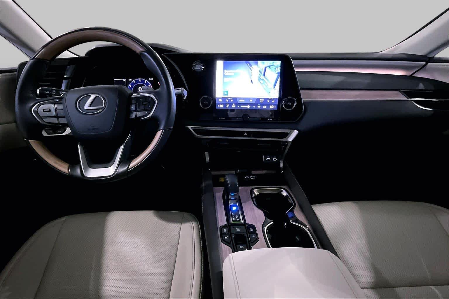 Used 2024 Iridium Lexus Premium image 24