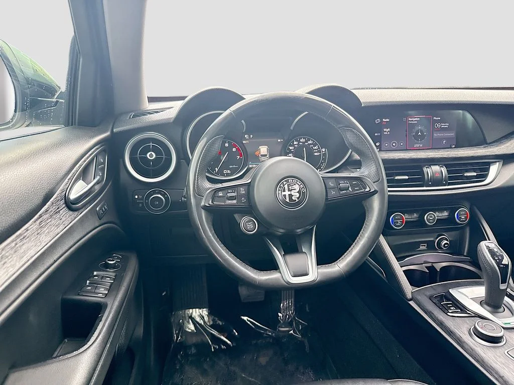 Used 2021 White Alfa Romeo Sprint image 22