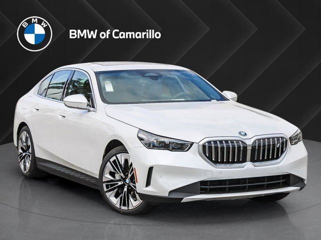 New 2026 Mineral White Metallic BMW eDrive40 image 1
