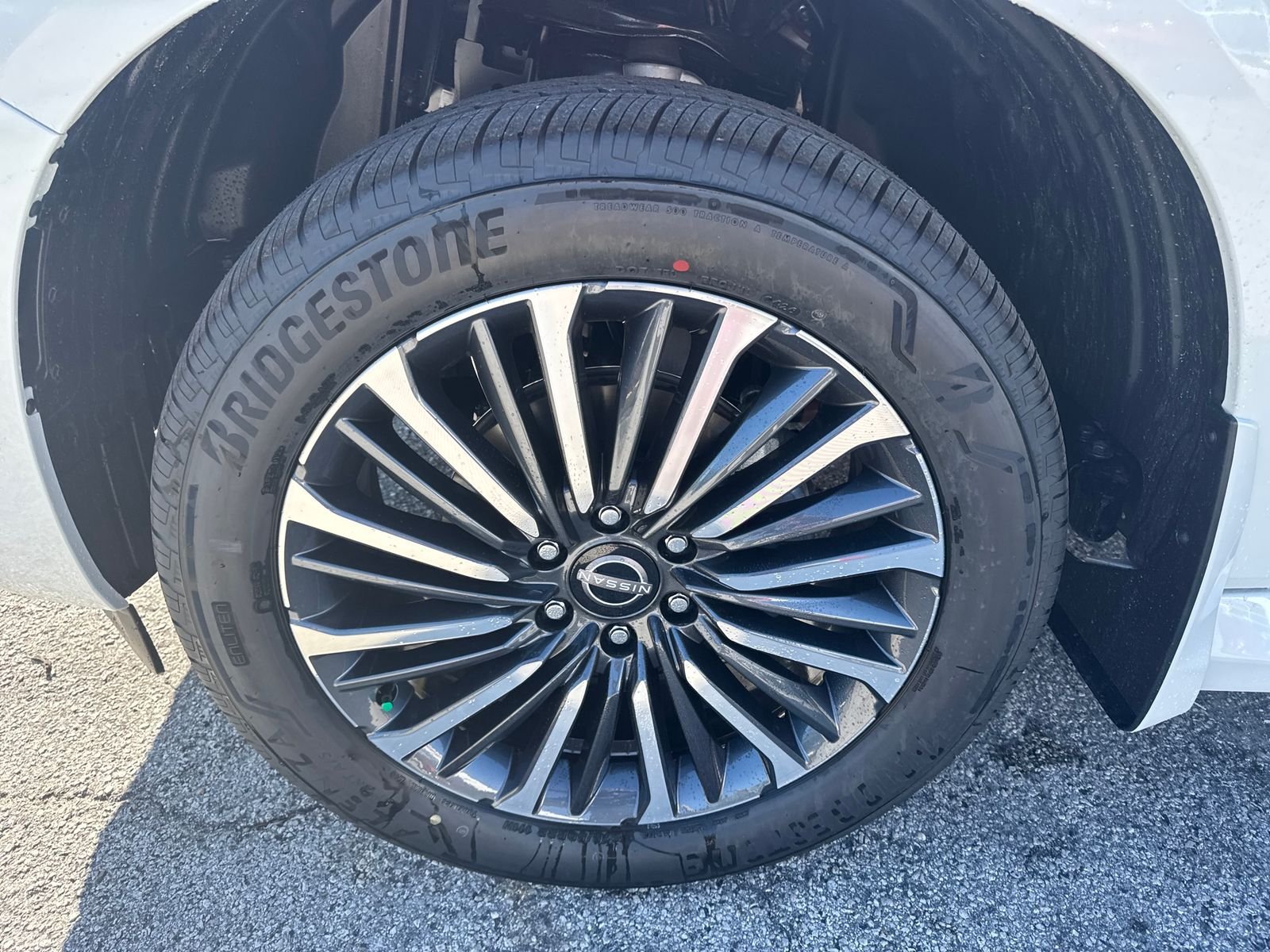 New 2026 White Nissan Platinum Reserve image 11