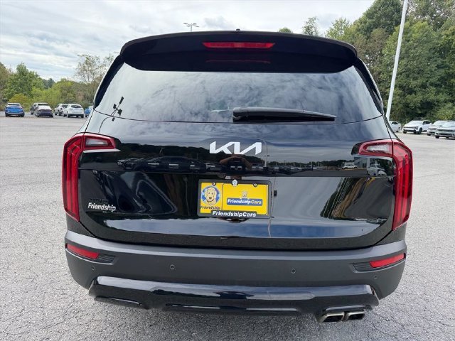 Used 2022 Black Kia EX image 13