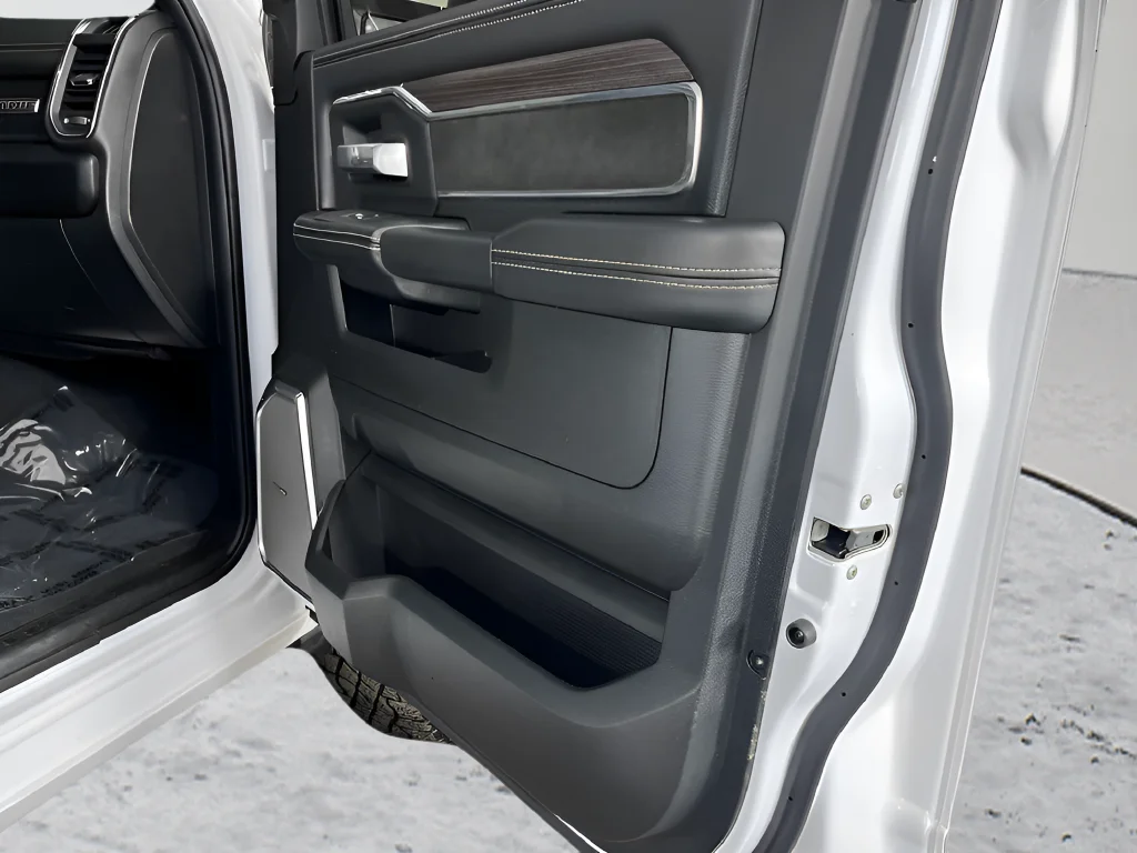 Used 2025 White Ram Laramie image 15