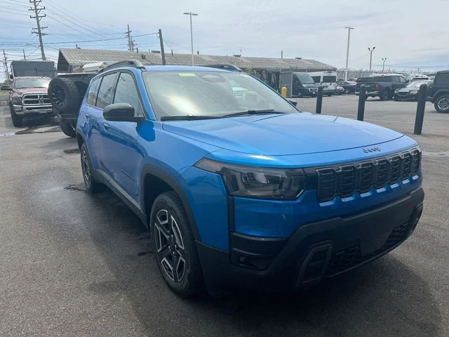 New 2026 Hydro Blue Pearl-Coat Exterior Paint Jeep Limited image 11