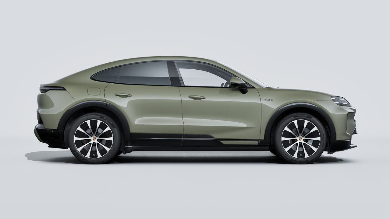 New 2026 Monteverde Metallic Porsche S Coupe Electric image 6