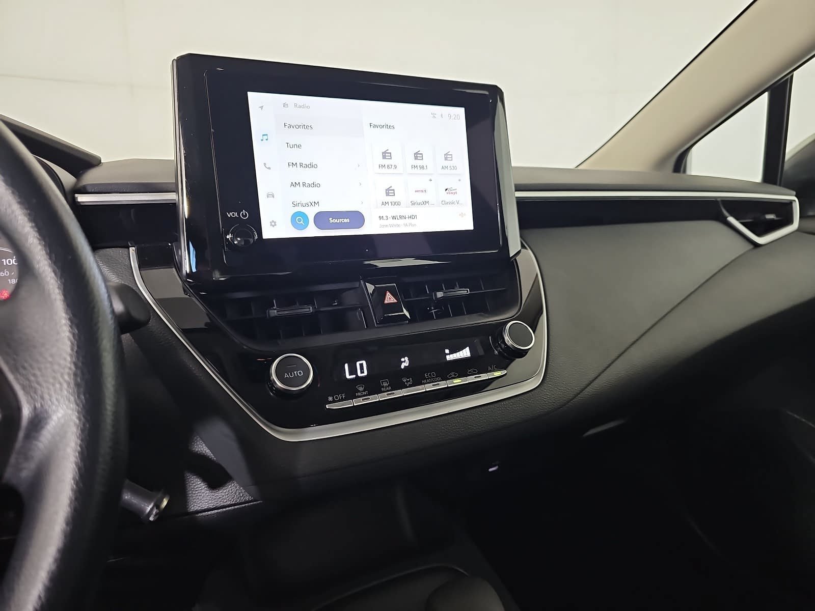 Used 2025 White Toyota LE image 18