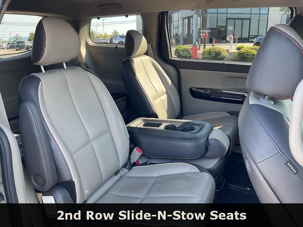 Used 2015 Snow White Pearl Kia EX image 12