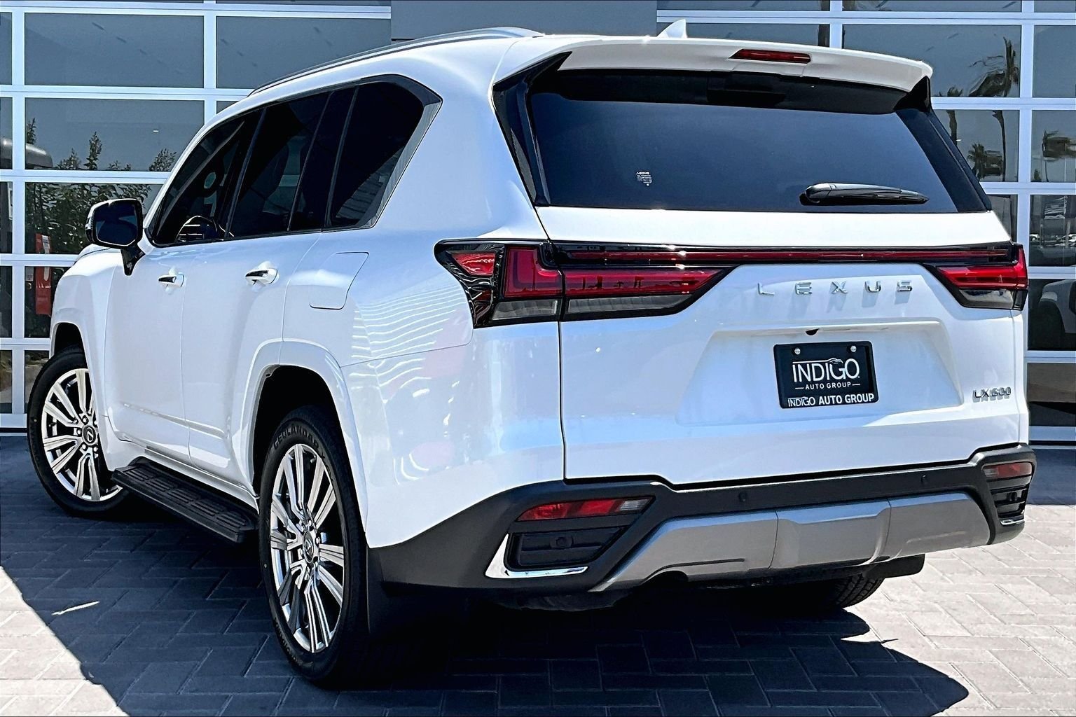 Used 2022 White Lexus 600 Ultra Luxury image 12