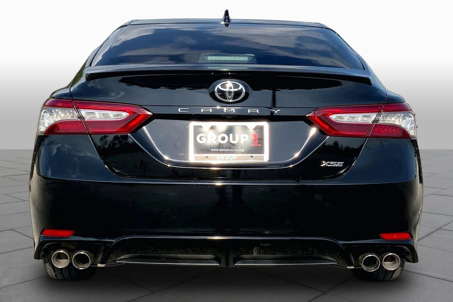 Used 2019 Midnight Black Metallic Toyota XSE image 5