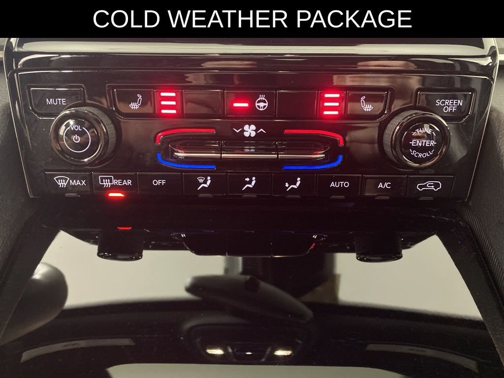 Used 2024 Silver Jeep Altitude X image 7