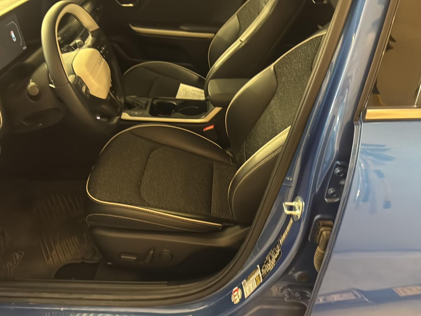 Used 2025 Wave Blue Kia GT-Line image 6