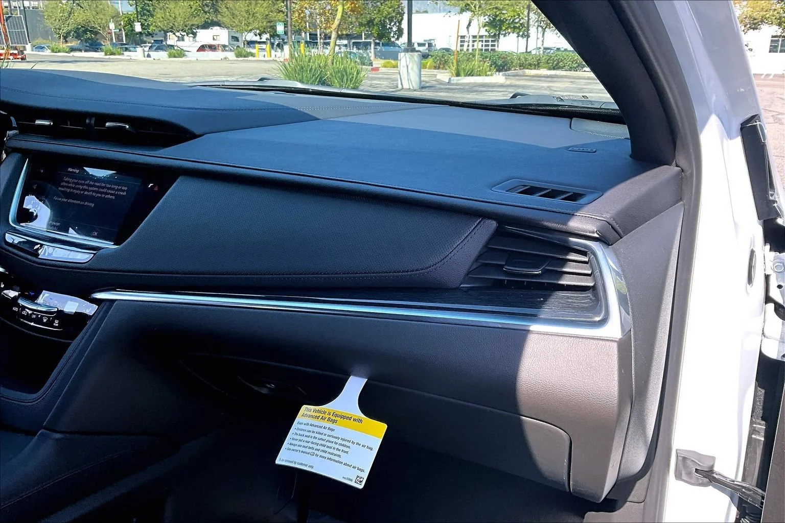 New 2026 Crystal White Tricoat Cadillac Premium Luxury image 30