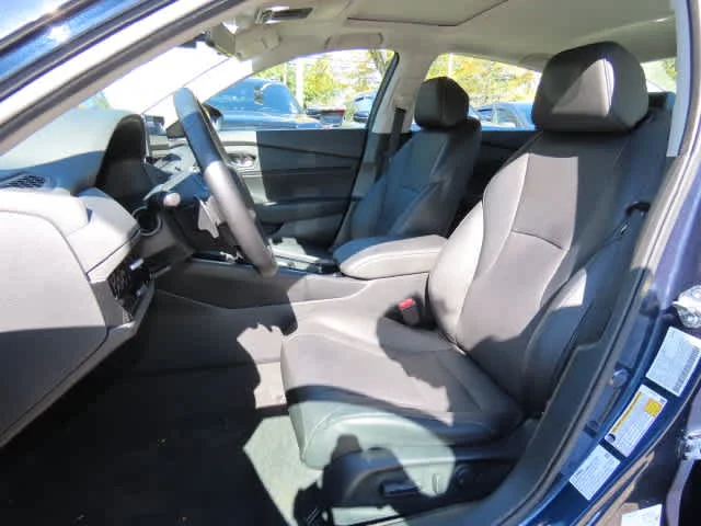 Certified Used 2025 Canyon River Blue Metallic Honda EX-L image 11