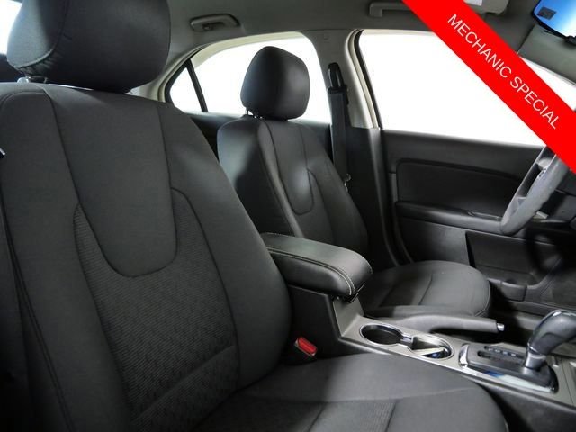 Used 2012 Red Ford SE image 11