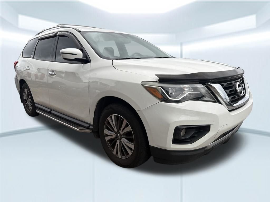 Used 2017 Glacier White Nissan SV image 4