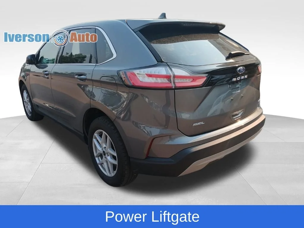 Used 2024 Gray Ford SEL image 19