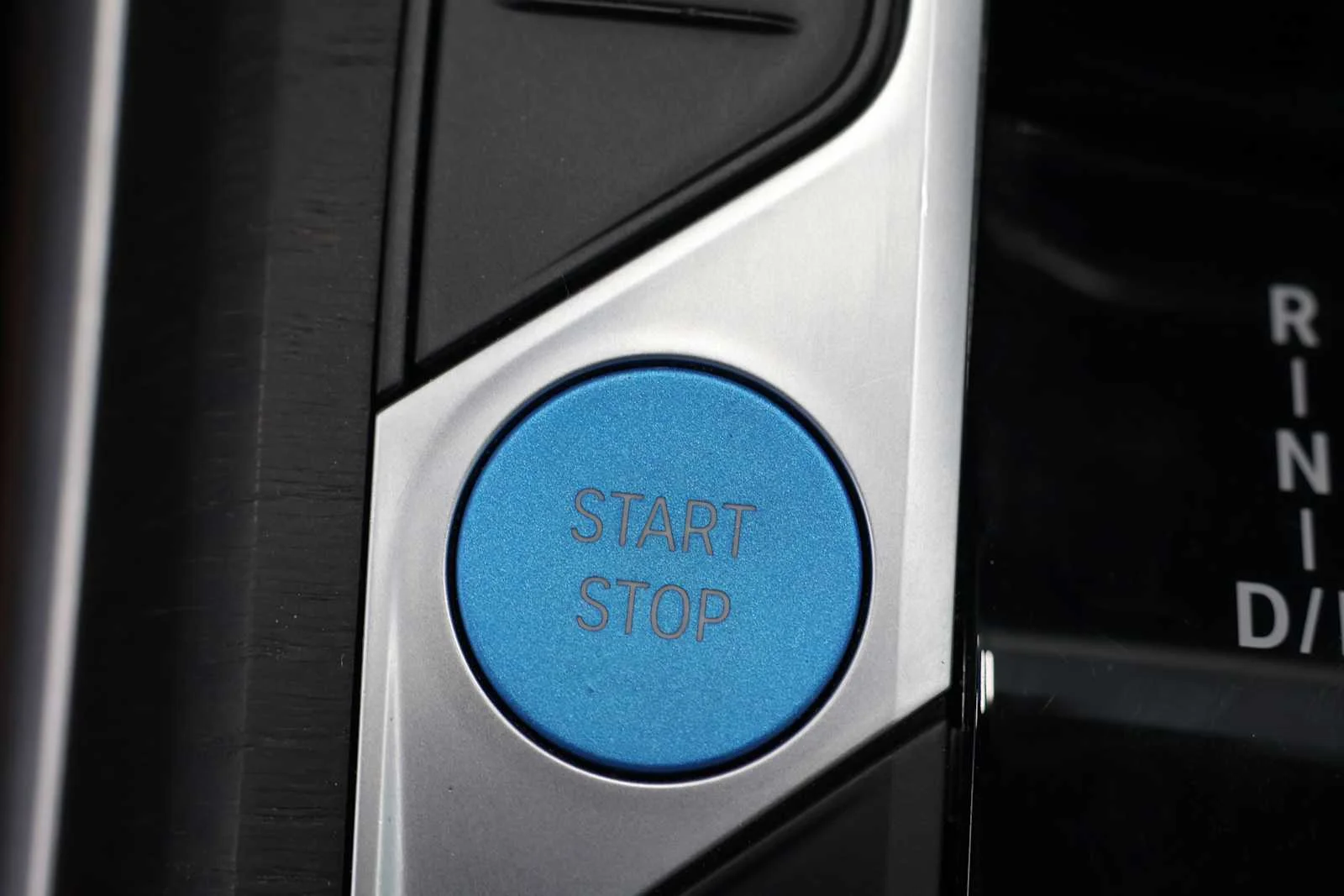Used 2023 Portimao Blue Metallic BMW eDrive40 image 16