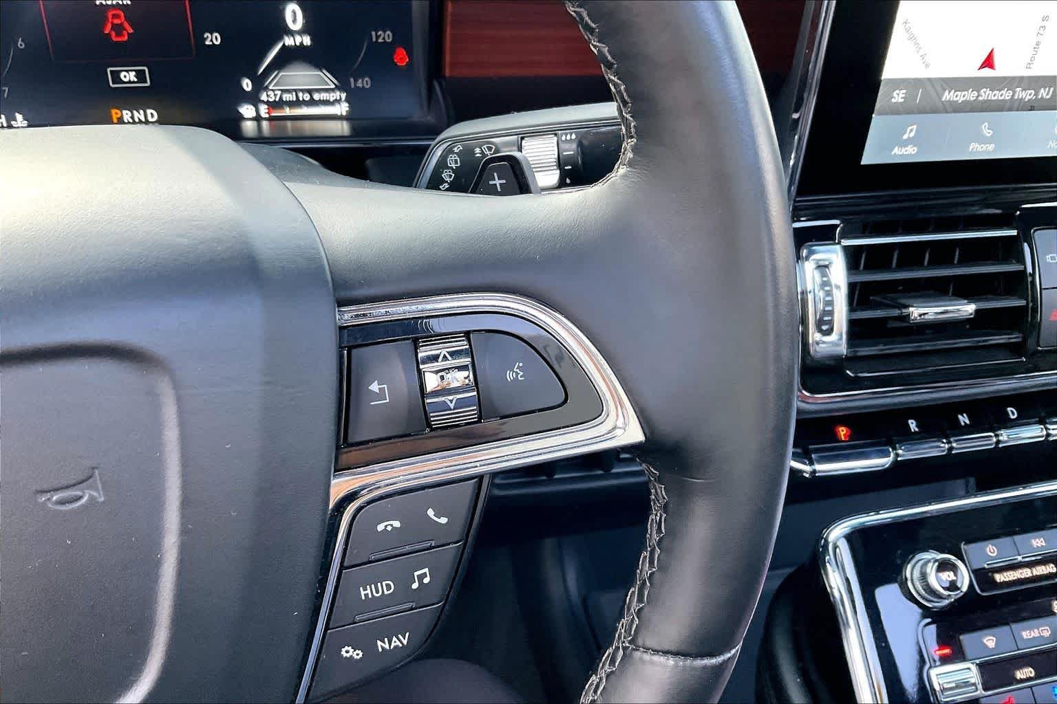 Used 2021 Infinite Black Lincoln Reserve image 24
