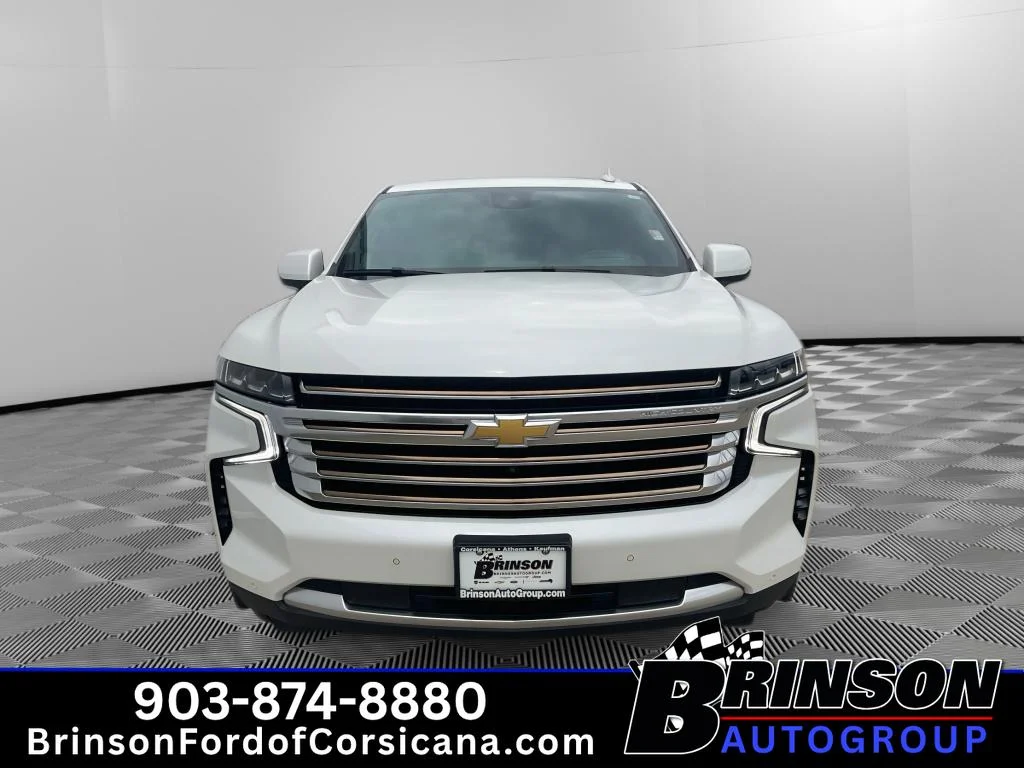 Used 2024 Iridescent Pearl Tricoat Chevrolet High Country image 2
