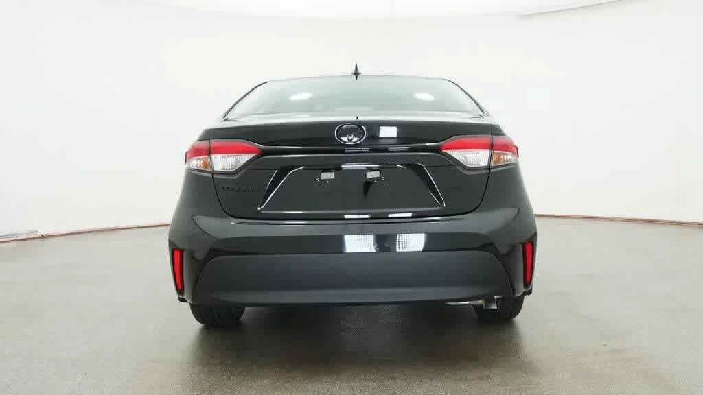 New 2026 Midnight Black Metallic Toyota LE image 23
