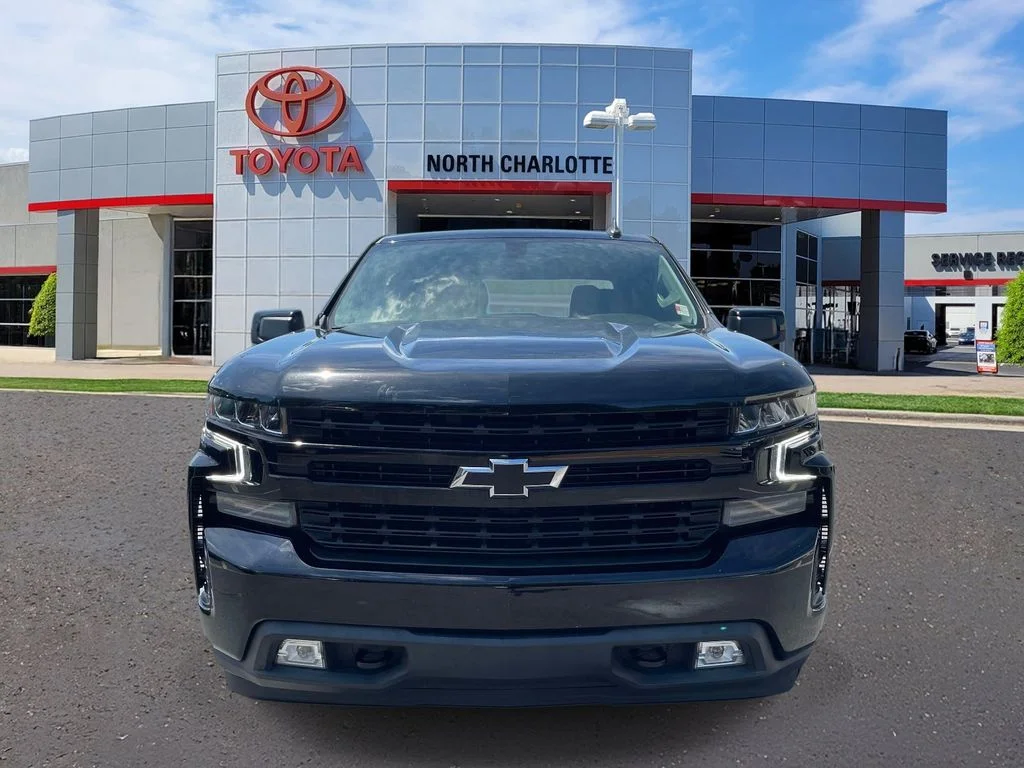 Used 2021 Black Chevrolet RST image 3