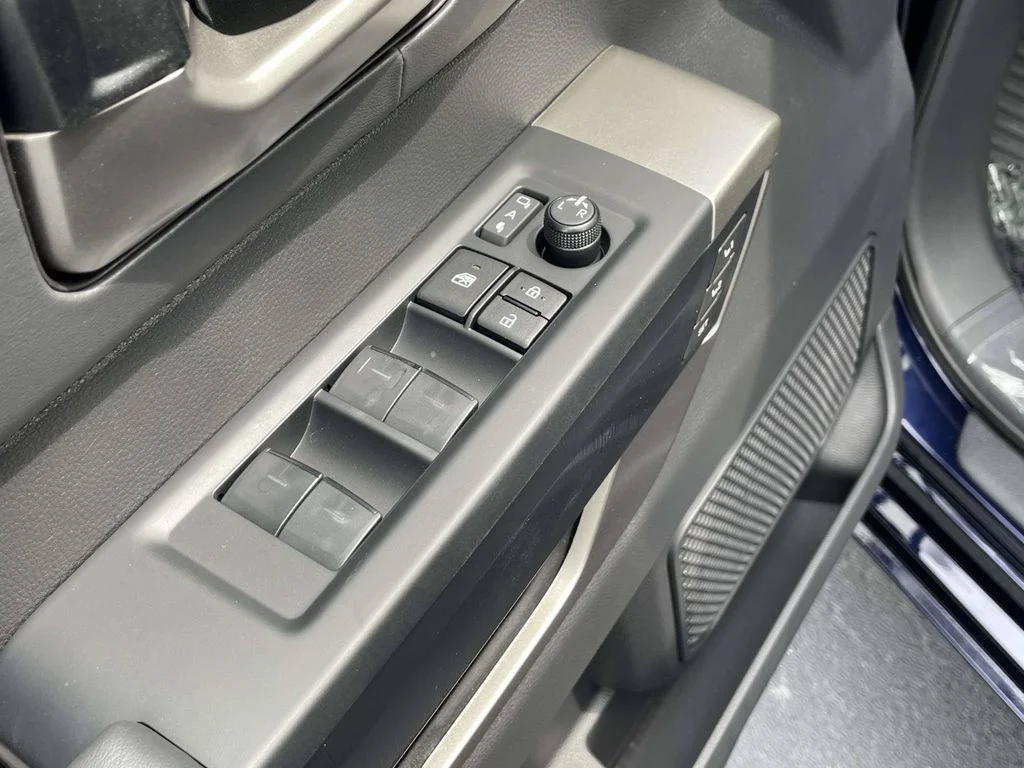 New 2026 Blueprint Toyota Platinum image 28