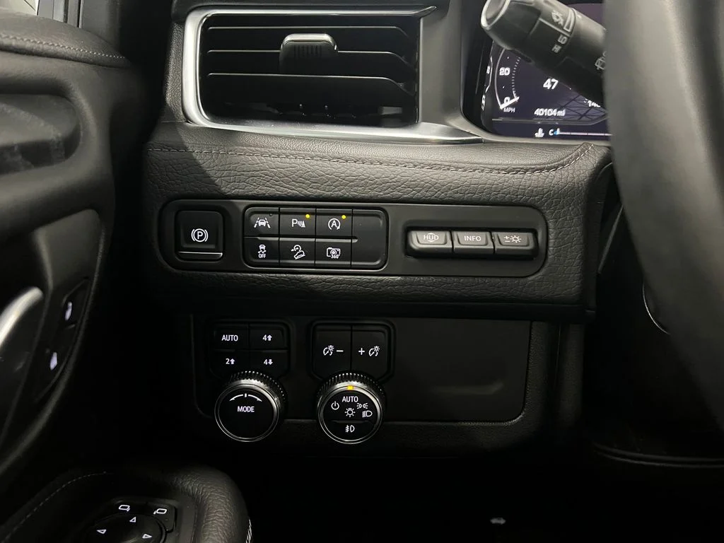2024 GMC Yukon XL Denali - Photo 26