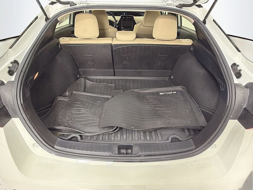 Used 2020 Blizzard Pearl Toyota LE image 24