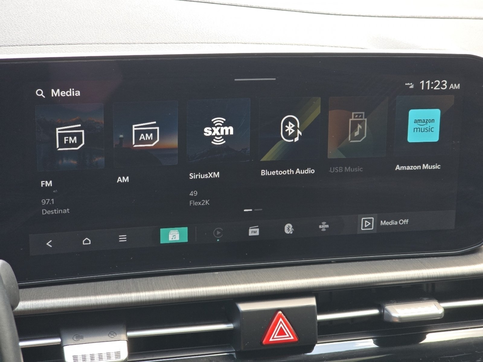Used 2026 Red Kia X-Line image 6