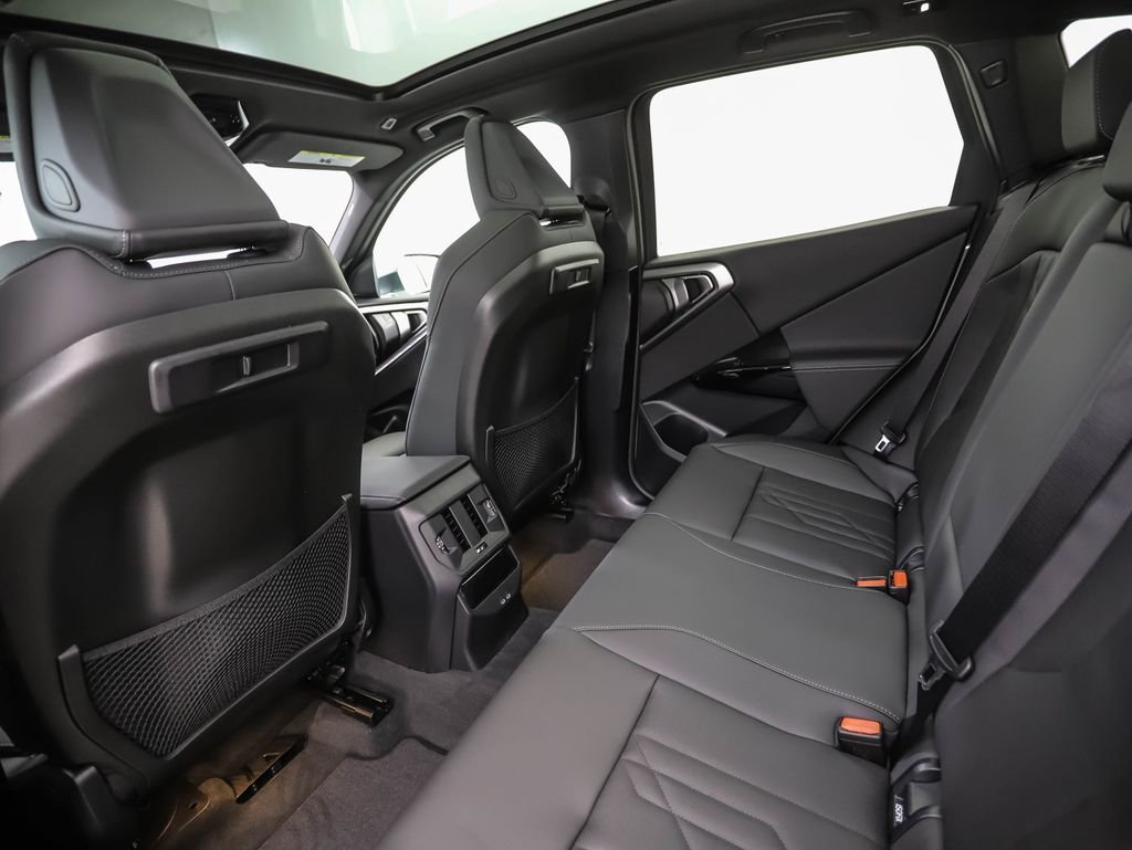 New 2026 Gray Metallic BMW 30 xDrive image 20